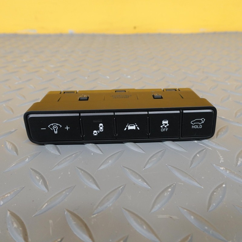 2020-2024 KIA TELLURIDE OEM TRACTION DIMMER BLIND SPOT OEM 93700S9030