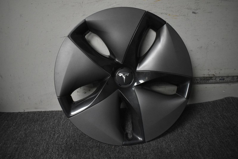 TESLA MODEL 3 HUB CAP WHEEL COVER 18 INCH FACTORY OEM