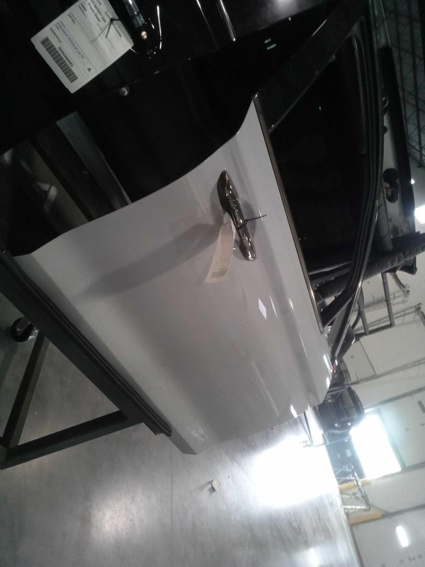 2019 Genesis G70 Right Front Door White 4DR Sedan OEM Used Part 7785424