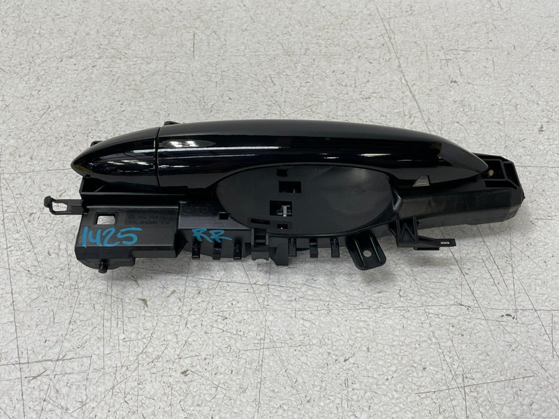 17-20 Alfa Romeo Giulia Rear Right Passenger Exterior Door Handle Black 1425 OEM