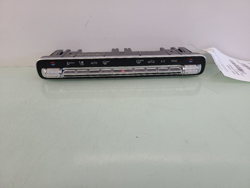Temperature Control 118 Type Fits 20-23 MERCEDES CLA-CLASS 589580