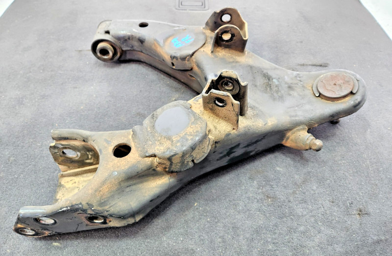 ✅FOR 98-07 Toyota Land Cruiser J100 Front Passenger Suspension Control Arm
