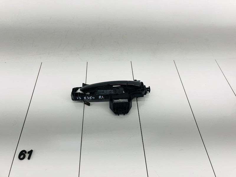 10-16 MERCEDES BENZ E350 REAR LEFT SIDE EXTERIOR DOOR HANDLE BLACK OEM