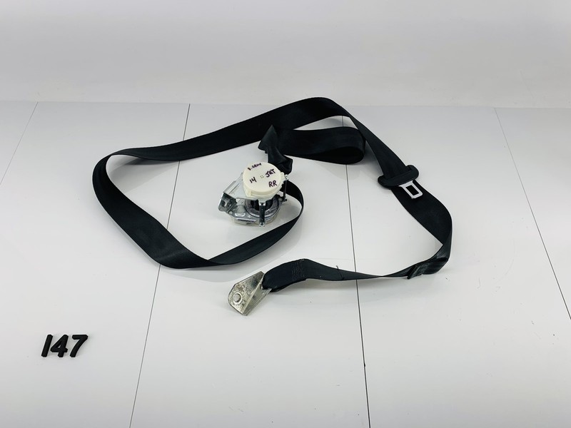 11-18 VOLKSWAGEN JETTA REAR RIGHT SIDE SECOND 2ND ROW SEAT BELT TENSIONER OEM