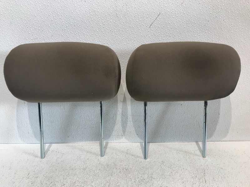 02 03 04 05 Ford Explorer Left Right Front Headrest Pair Set Beige Fabric OEM