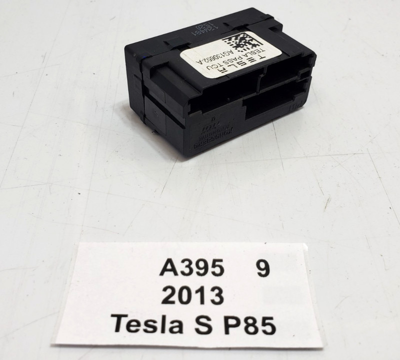 ✅ 12-20 OEM Tesla Model S Front Right Passenger Seat Heater Climate Module NOTE*