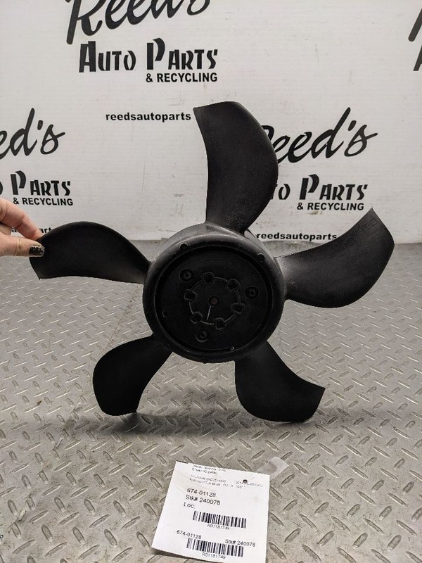 2014-2021 CHEVY SILVERADO 1500 ENGINE RADIATOR COOLING FAN MOTOR W/ BLADE1181749