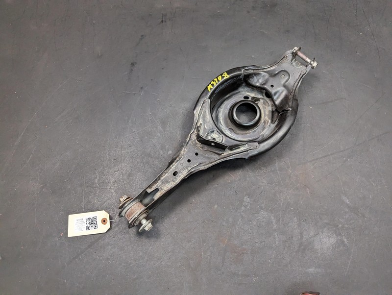Rear Right Spring Lower Control Arm 2019 Mazda CX-5 KD35-28-300 2013 2014-2023