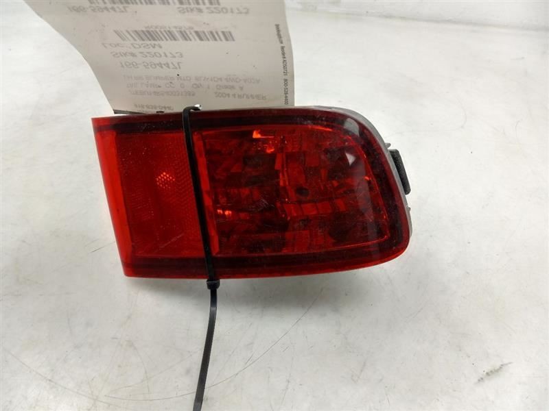 03-05 TOYOTA 4RUNNER SR5 DRIVER SIDE REAR TAIL LIGHT ASSEMBLY