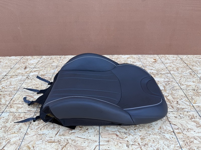 HYUNDAI GENESIS SEDAN & G80 2015-2020 OEM FRONT RIGHT PASSENGER UPER SEAT BLACK