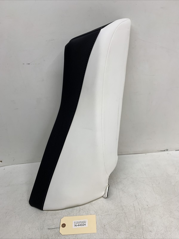 2021 Tesla Model 3 WHITE LEATHER Rear RH Cushion 1096031-02-I 44024 U14