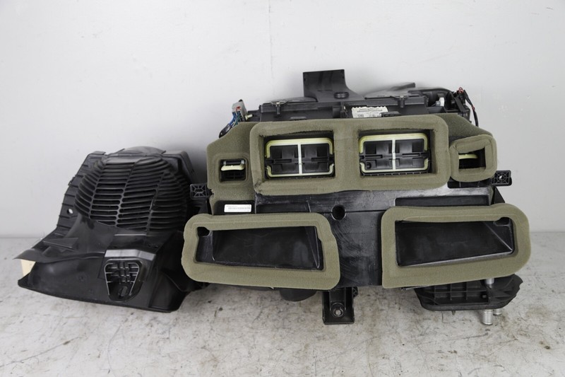 2014 - 2020 MASERATI GHIBLI HVAC AC CLIMATE HEATER BLOWER HOUSING BOX OEM