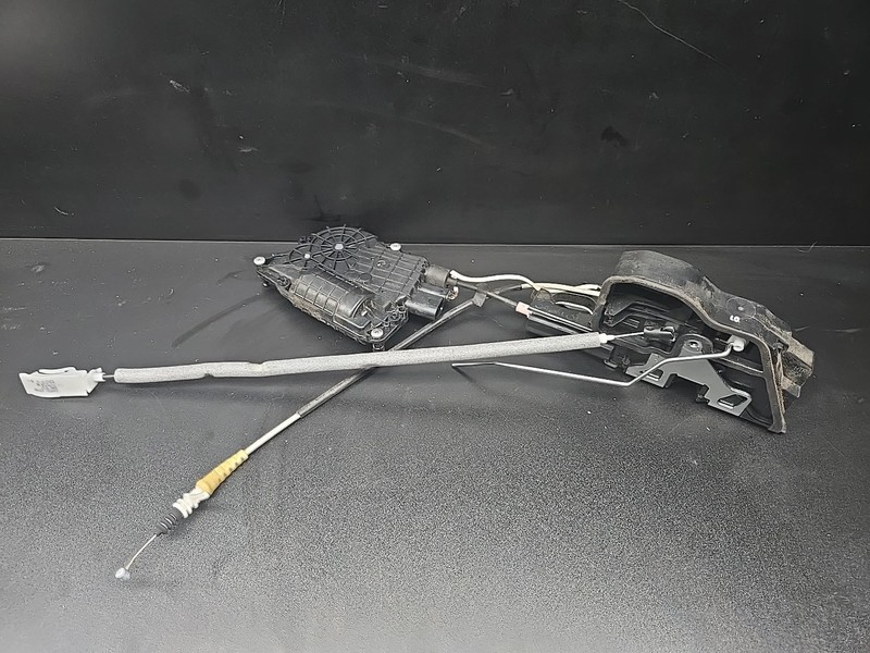 2011-2016 BMW 528i 535i 550i M5 (F10) RIGHT REAR DOOR LOCK LATCH (SOFT CLOSE)