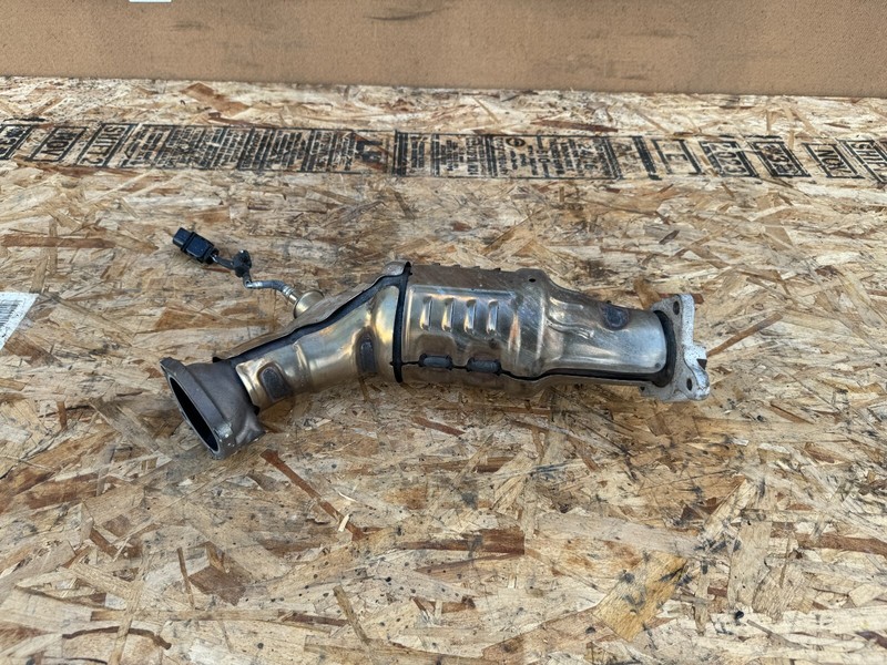 GENESIS G70 G80 G90 17-24 OEM RIGHT PASSENGER MANIFOLD MUFFLER EXHAUST PIPE 3.3T