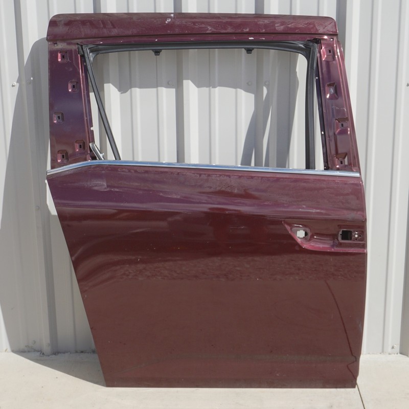 2011 - 2017 HONDA ODYSSEY REAR RIGHT PASSENGER SIDE SLIDING DOOR SHELL OEM