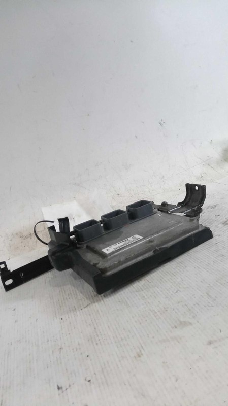 Used Engine Control Module (ECM) fits: 2016 Acura Mdx Electronic Control Module