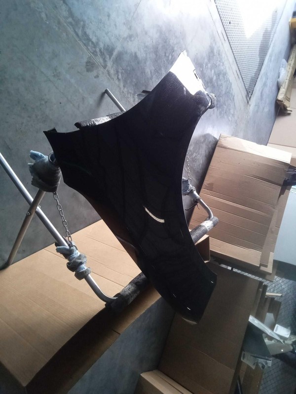 2016 Dodge Charger Front Left Fender Black 335929 Used 170K Miles