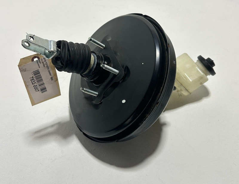 2018-2024 TOYOTA CAMRY LE 2.5L BRAKE MASTER CYLINDER & BOOSTER & RESERVOIR OEM