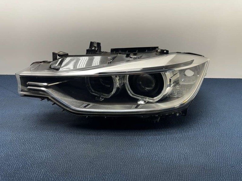 12-15 OEM BMW F30 328 335 Left Driver Adaptive Xenon Headlight Assembly Complete