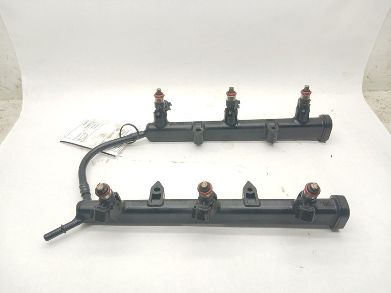 20-'23 DODGE CHALLENGER fuel rail w/injectors 3.6L OEM 1 Year Warranty!