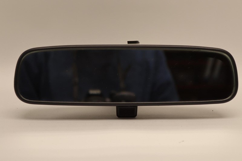 2005-2008 INFINITI G35 G37 REAR VIEW INTERIOR MIRROR W/ MANUAL DIMMING OEM