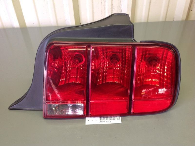 Right Passenger Side Tail Light Lamp Fits 2005-2009 Ford Mustang 64281