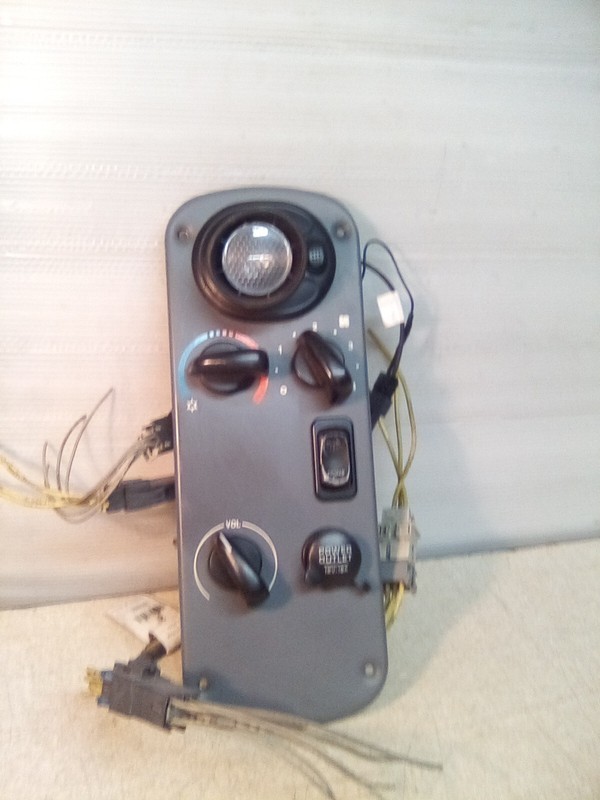 Freightliner 22-46623-048 Sleeper Control Panel