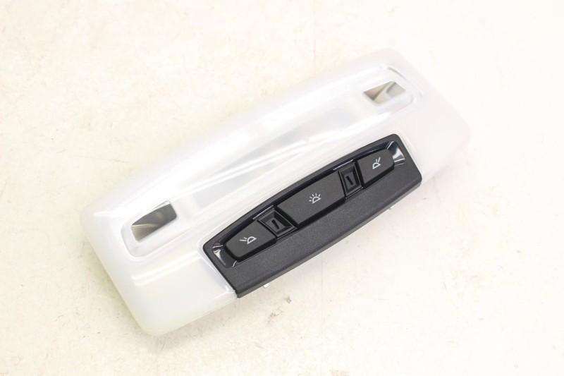 15-17 BMW M4 Coupe Rear Interior Dome Light 17934900