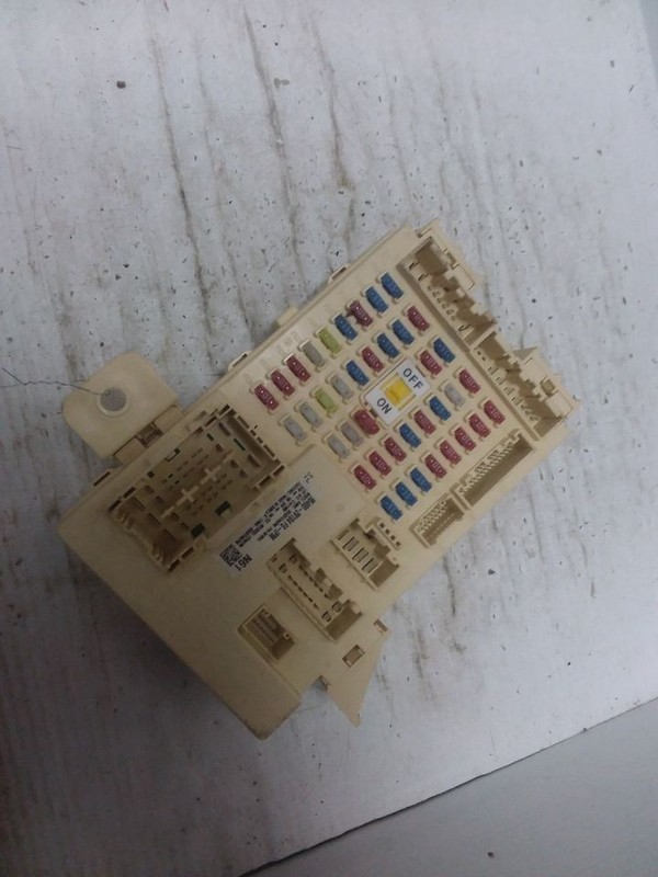 Body Control Module BCM Left Hand Dash Fits 14-17 VELOSTER 95400-2V184