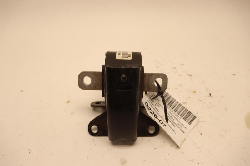 2011-2020 DODGE GRAND CARAVAN UPPER TRANSMISSION SUPPORT MOUNT INSULATOR OEM