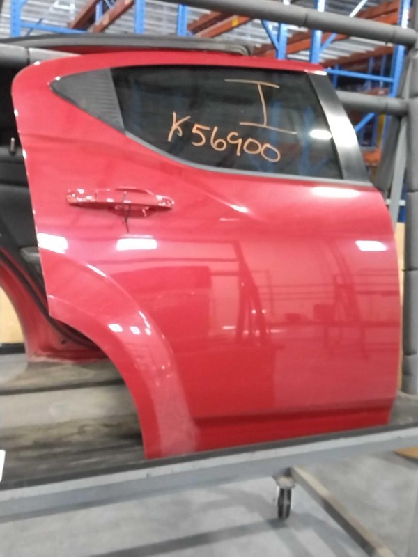 2013 Dodge Avenger Rear Right Door Red OEM 42285 104K Miles PW PL