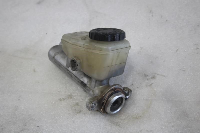 1999 LEXUS SC300 BRAKE MASTER CYLINDER NON-TRACTION TYPE