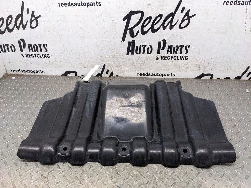 99-06 SILVERADO SIERRA 1500 4WD FRONT PLASTIC SKID PLATE SPLASH SHIELD1184416