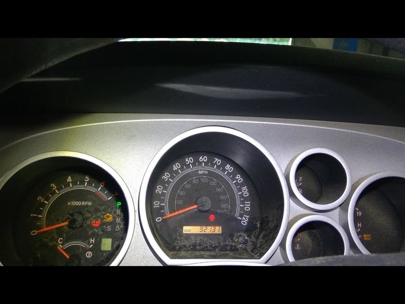 Speedometer Cluster MPH With Tow Pkg 8 Cylinder Fits 07 TUNDRA 1622569