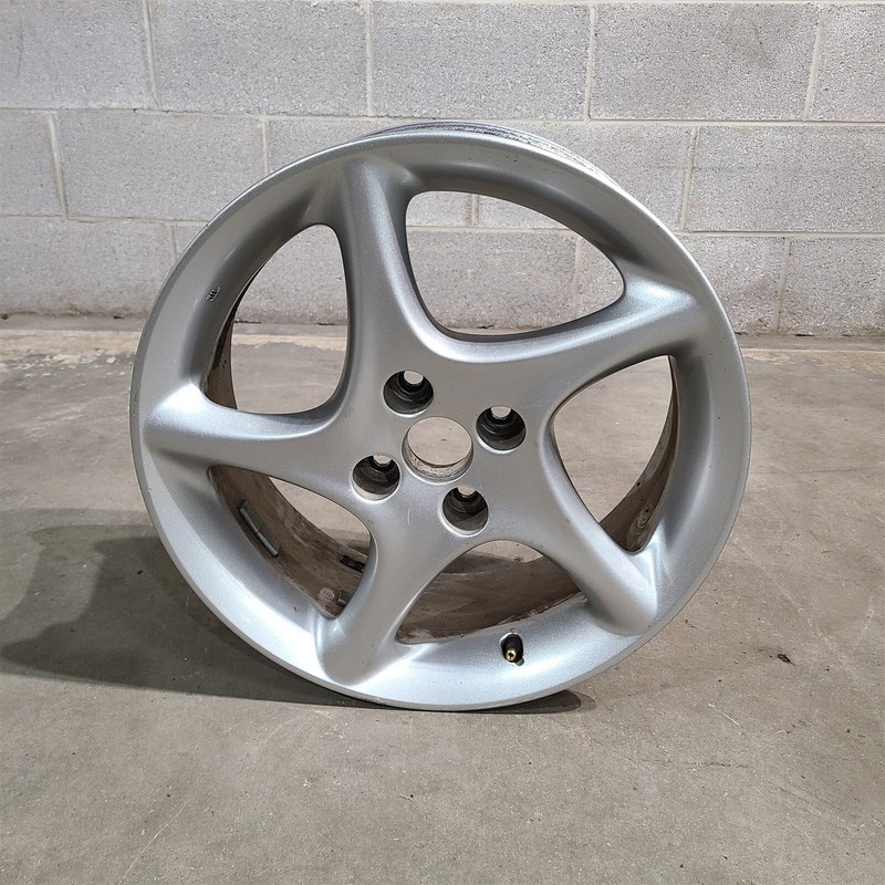 2001-2003 Miata MX-5 Oem 16x6.5 Wheel Aa7472 M125599-