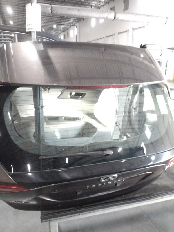 2018 INFINITI QX30 OEM Brown Tailgate Good Condition 657943