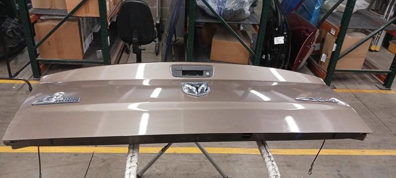 09-'11 DODGE 1500 Tailgate w/o camera Austin Tan Pearl OEM Grade B