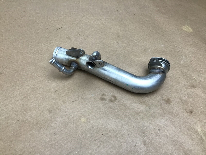 Mercedes E350 W213 2020 Water Coolant Hose Line Pipe 17-22 :A