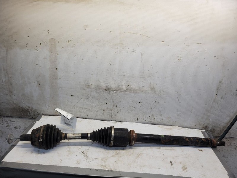 Passenger Axle Shaft Front S60 T5 5 Cylinder Fits 12-13 VOLVO 60 SERIES 1594273