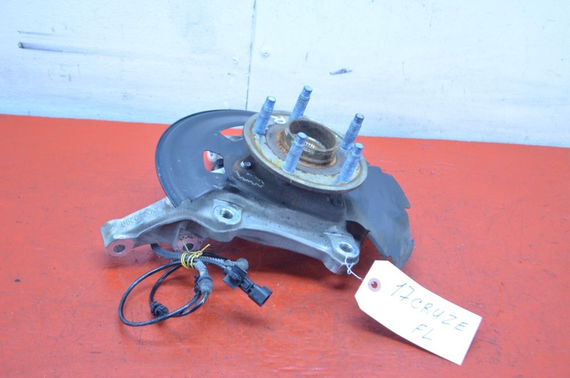 16-19 CHEVROLET CRUZE FWD FRONT LEFT DRIVER SPINDLE KNUCKLE HUB BEARING OEM