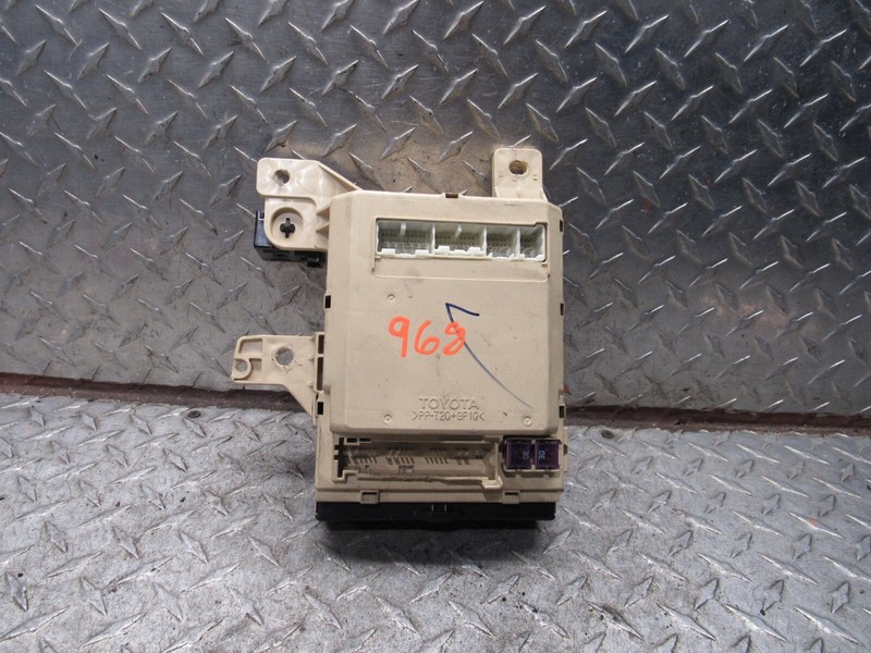 2008 TOYOTA SIENNA UNDER DASH FUSE RELAY BOX INTERIOR CABIN FUSEBOX
