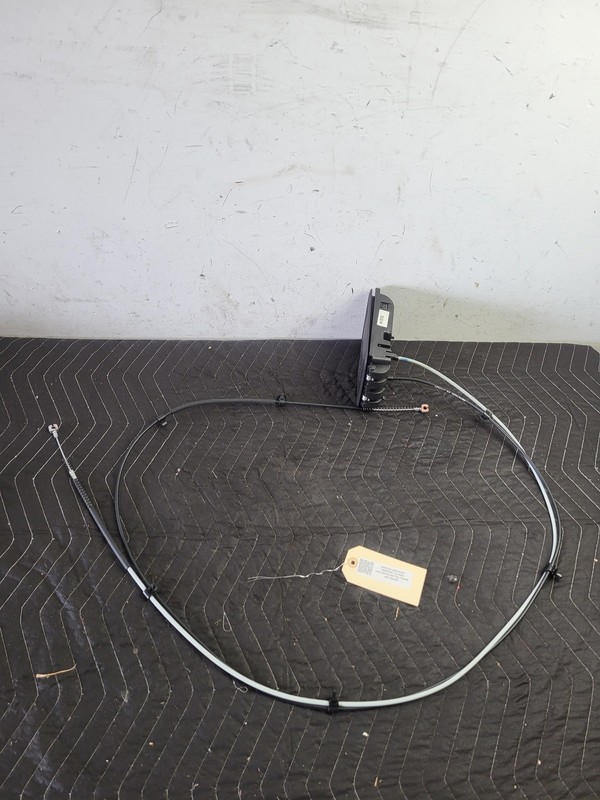 Used Oem Gmc Left & Right 2nd Row Rear Seat Release Switch for 2018-2024 Terrain