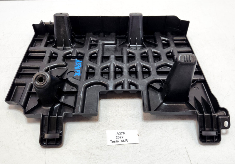 ✅ 2021-2025 OEM Tesla Model S Foot Rest Footrest Bracket Trim