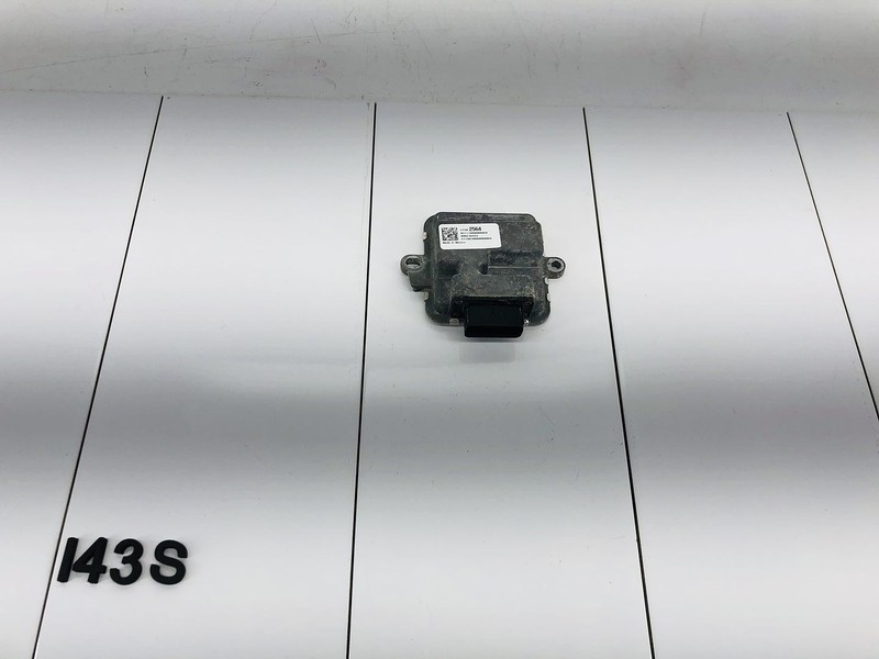 18-20 CHEVROLET EQUINOX 2.0L L4 GAS ENGINE FUEL TANK PUMP CONTROL MODULE OEM