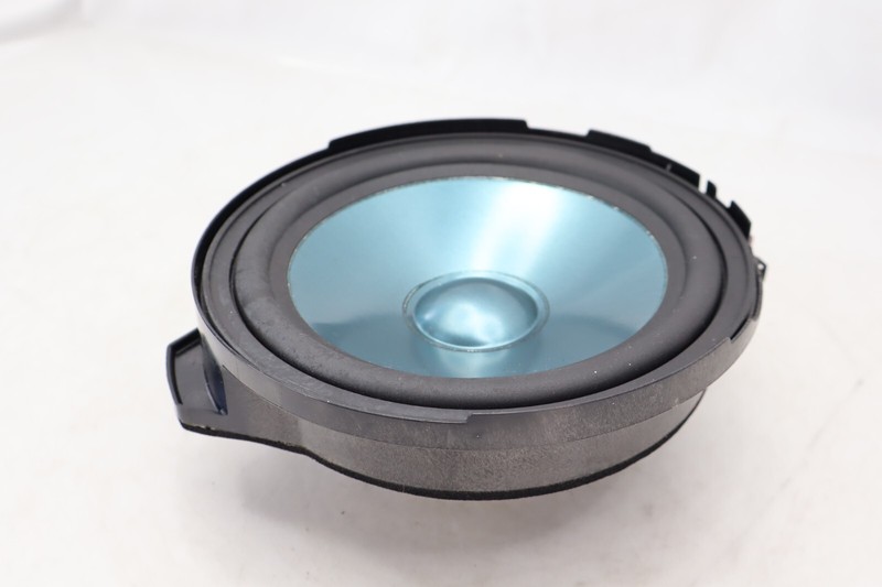 10-18 Mercedes W212 E350 CLS500 Rear Right or Left Door Audio Sound Speaker OEM