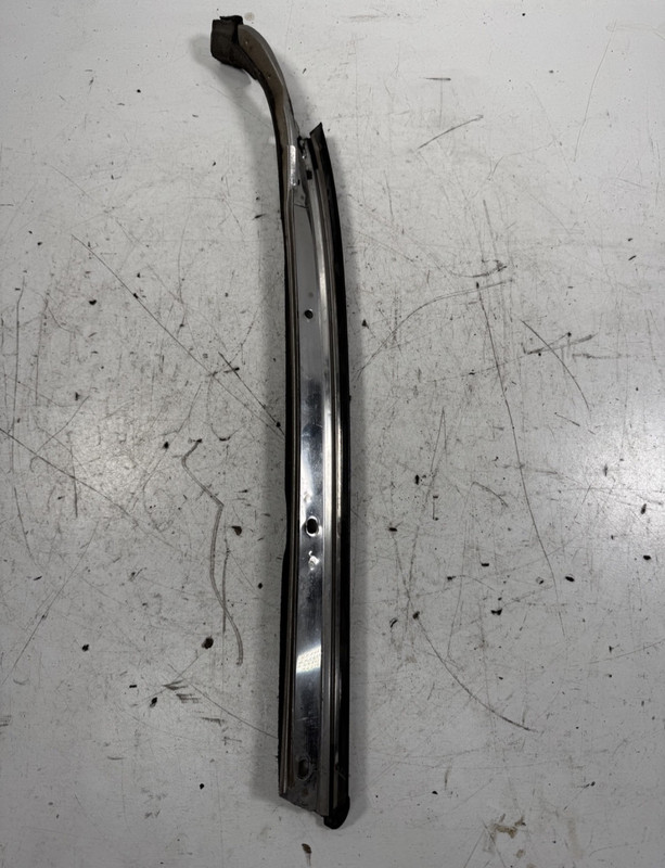 00-09 Honda S2000 Right Front Pillar Molding 72420-S2A-013 OEM