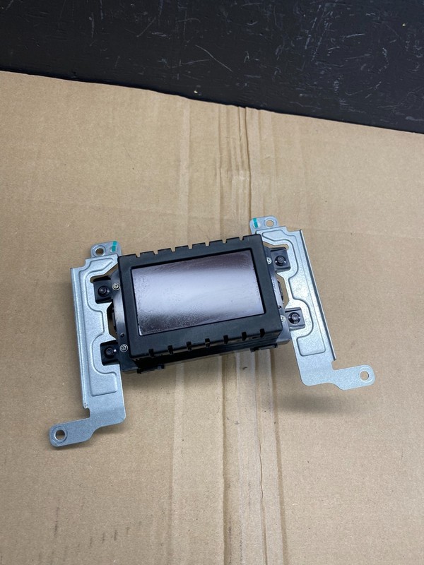 2013 to 2016 Ford Taurus 4.2" Radio Navigation Screen Module AB8647 DG
