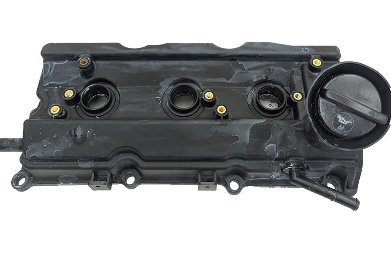 Infiniti M35 Valve Cover Driver Left 3.5L OEM 2006 2007 2008