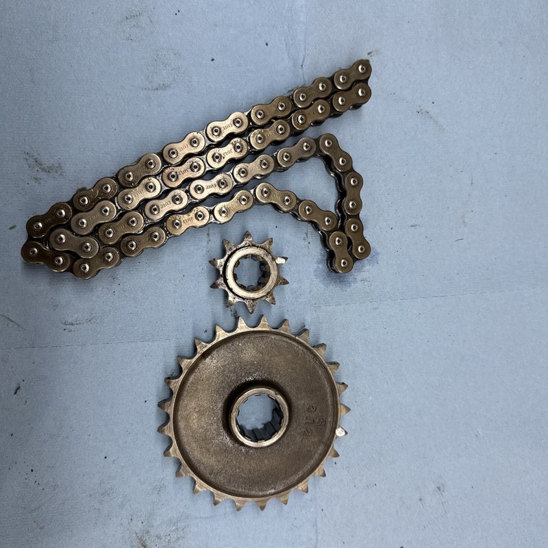 1967 Ski-doo Olympique Vintage snowmobile Chain Case Sprockets And Chain