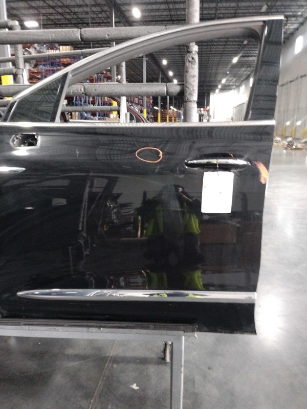 2018 Buick Enclave Left Door Black OEM Used Small Dent 681587 132K Miles